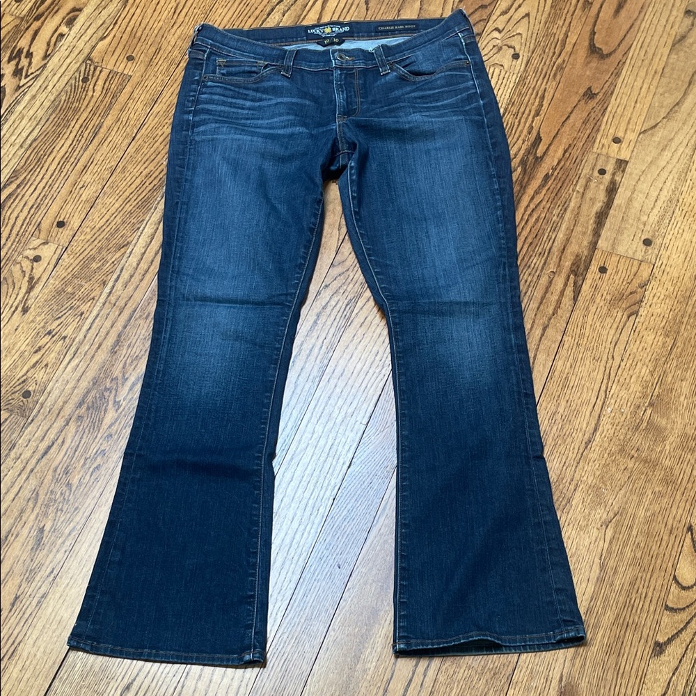 Lucky Brand sz 10 / 30 Charlie Baby Boot low-rise Dark Blue Flare Jeans